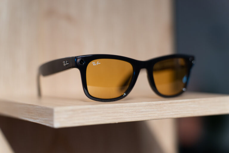 Exploring the happiness of cycling with ray ban meta glasses