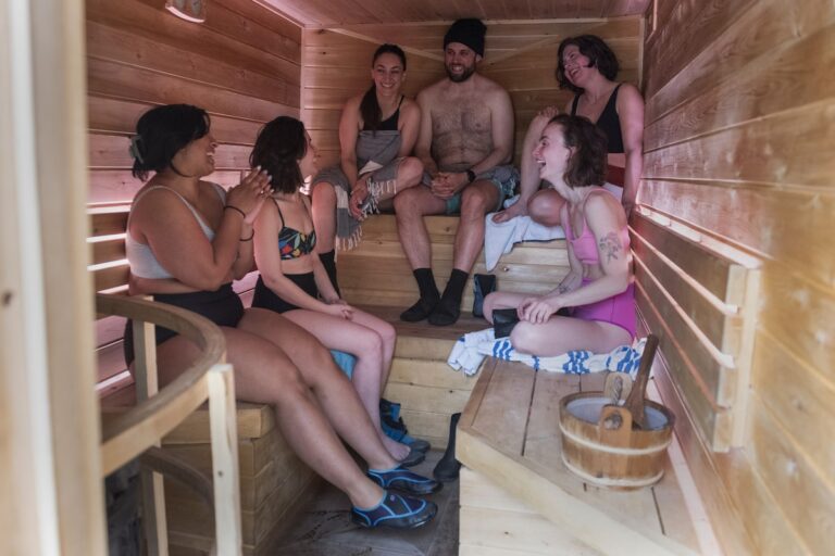Sauna culture attracts canadian enthusiasts as mobile services introduce convenience.