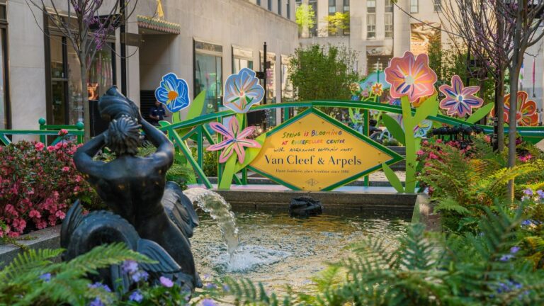 Van cleef & arpels' spring is blooming event comes back