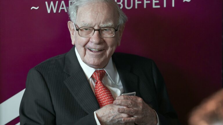 Warren buffett's top and bottom investments during his six decades