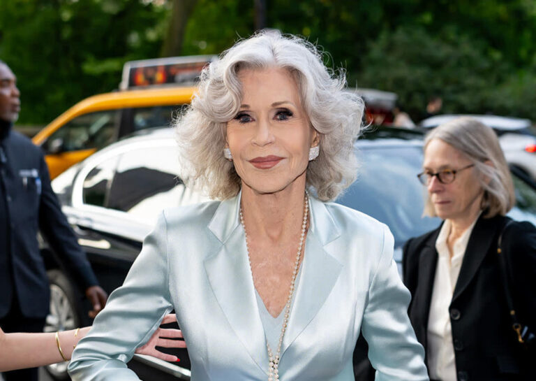 Jane fonda, 87, opts for an unexpected sleepwear choice due