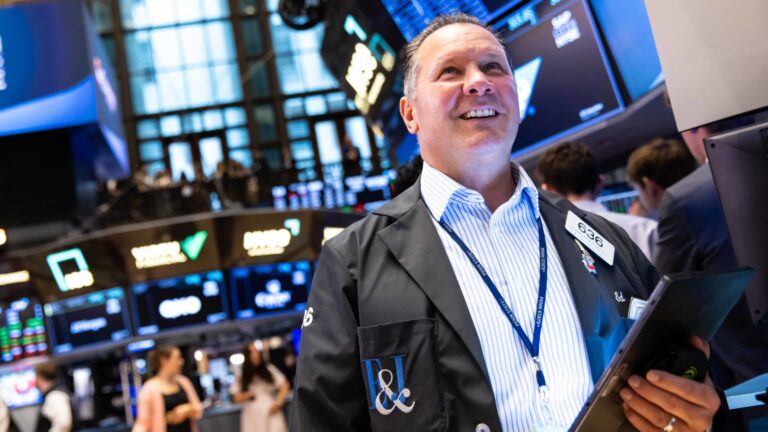 Stock market today: real time updates
