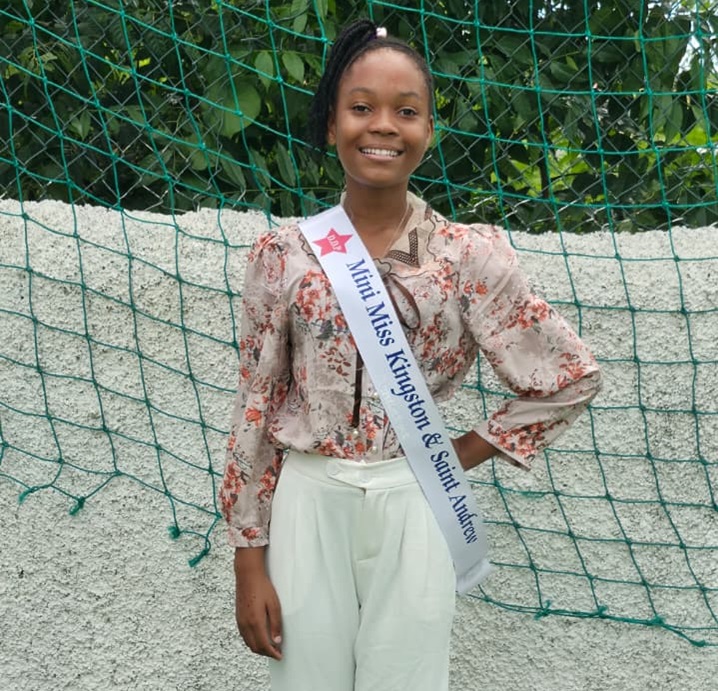 Anorrah Brown is crowned the inaugural Mini Miss Kingston and St. Andrew Heritage Queen. Anorrah brown is crowned the inaugural mini miss kingston and