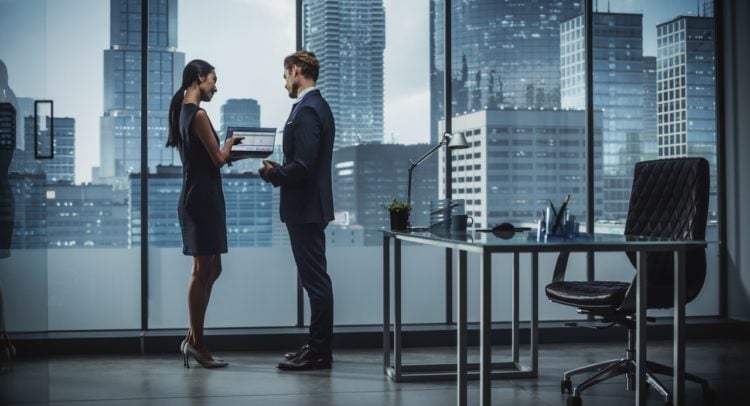 Ares Capital’s target price reduced to $22 from $23 by JPMorgan. Ares capital's target price reduced to $22 from $23 by