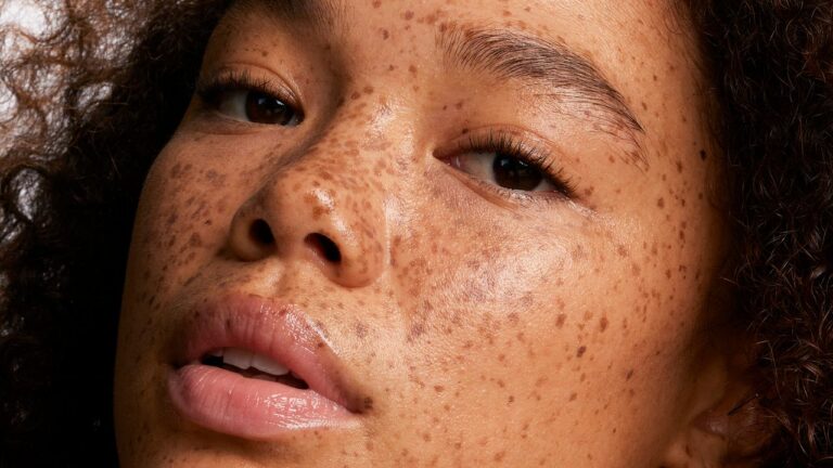 Clear Mascaras that Provide Lift and Separation Without the Heaviness Clear Mascaras that Provide Lift and Separation Without the Heaviness