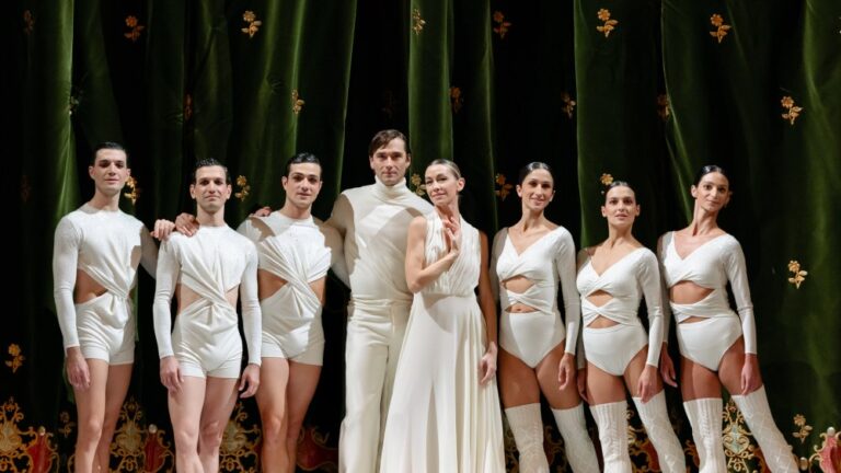 Lavinia Biagiotti Cigna’s Costumes for the New Year Concert at La Fenice Lavinia Biagiotti Cigna's Costumes for the New Year Concert at