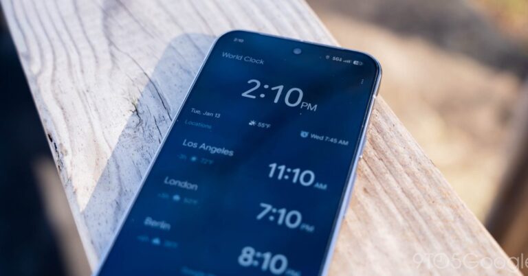 Google Clock 8.5 introduces a swipe gesture to dismiss alarms. Google Clock 8.5 introduces a swipe gesture to dismiss alarms.